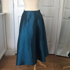 Jewel green midi length full skirt